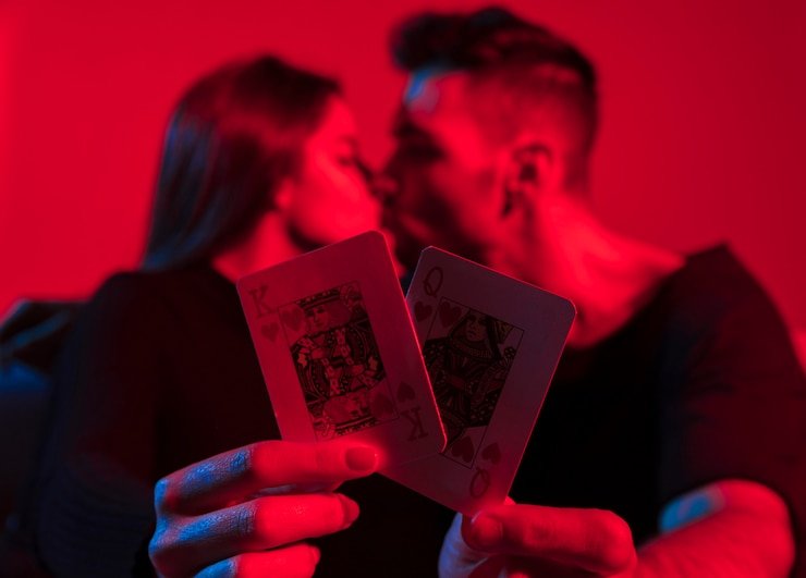 Ilustrasi mekanisme gulungan dan simbol dalam permainan Slot Games digital di arogantoto